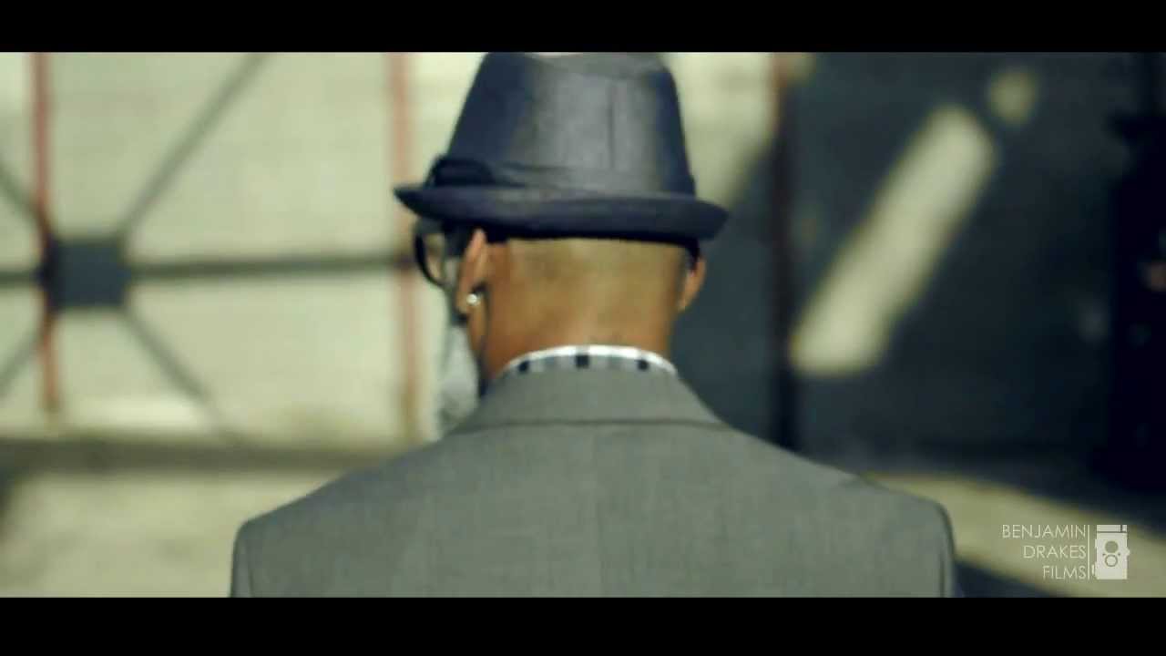 GOOD NEIGHBOUR - Rhaj Paul / Moonie