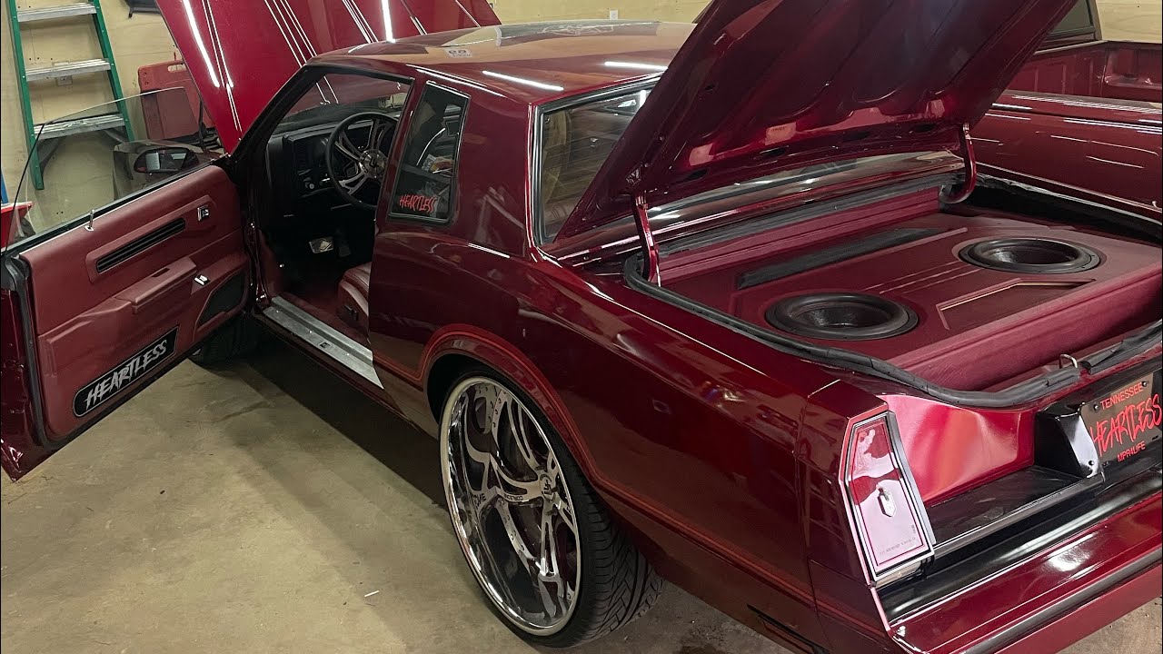 Monte Carlo SS на 24-дюймовых кованых дисках Corleone, изготовленных на заказ.