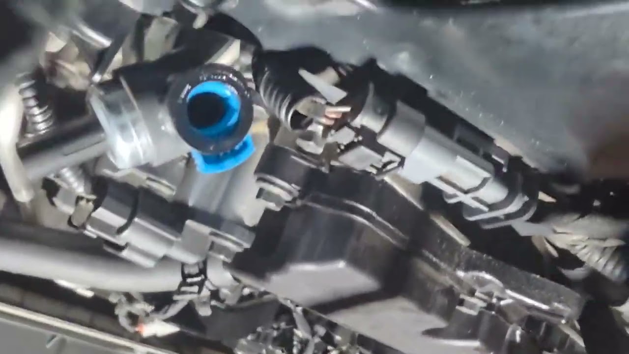 Замена топливной рампы/датчиков низкого давления топлива Volvo XC90