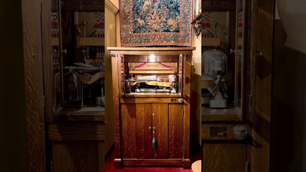 American Rare Quarter-Sawn Oak Violano Virtuoso by Mills Novelty Co.