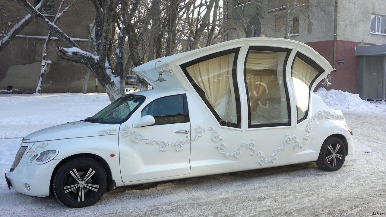 Making stretched limos