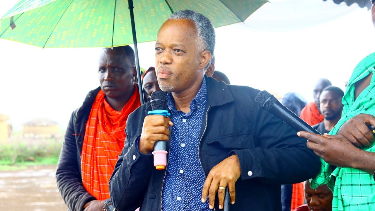 MHE. FRED LOWASSA ATOA SALAMU ZA POLE KWA MWENYEKITI WA UVCCM WILAYA YA MONDULI.