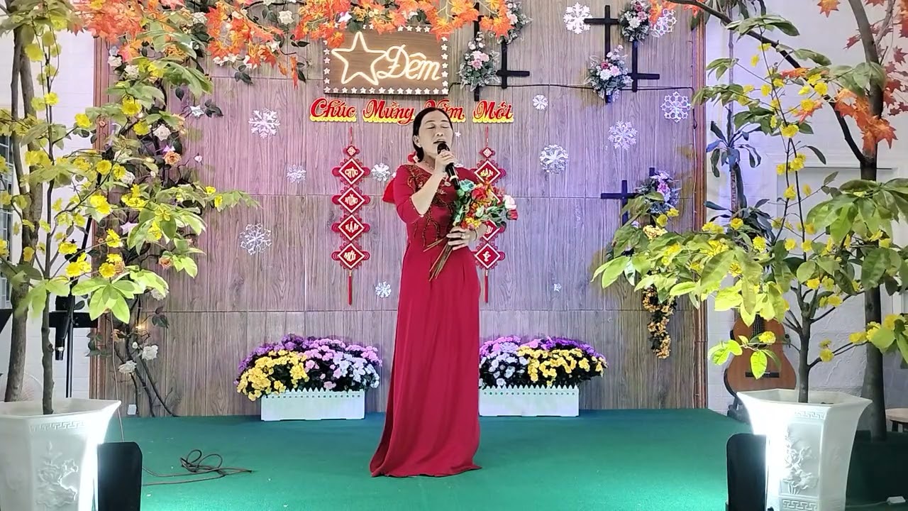 HÁI HOA RỪNG CHO EM / KIM THOA