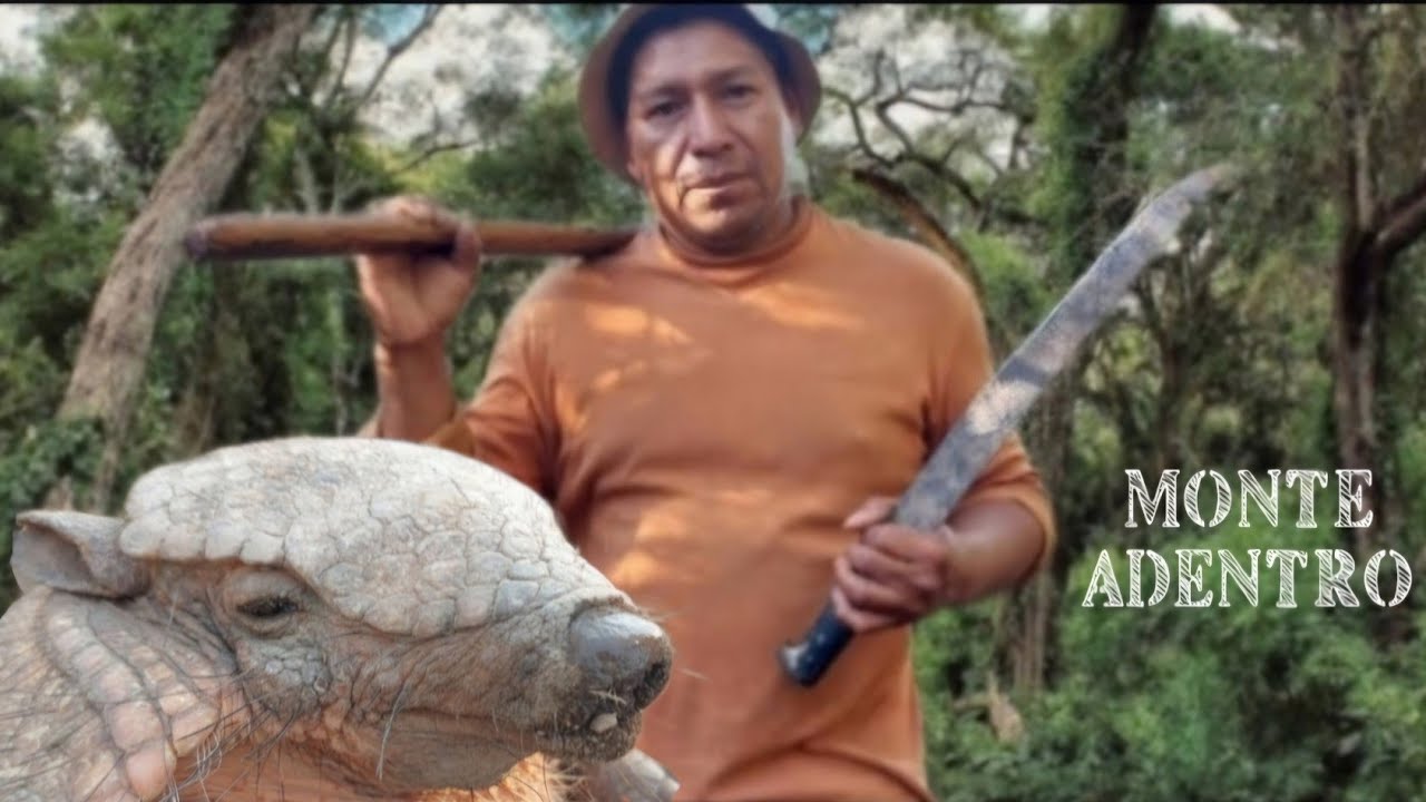 Vive MONTE ADENTRO sin luz, ni agua/ COMEMOS lo que  CAZAMOS