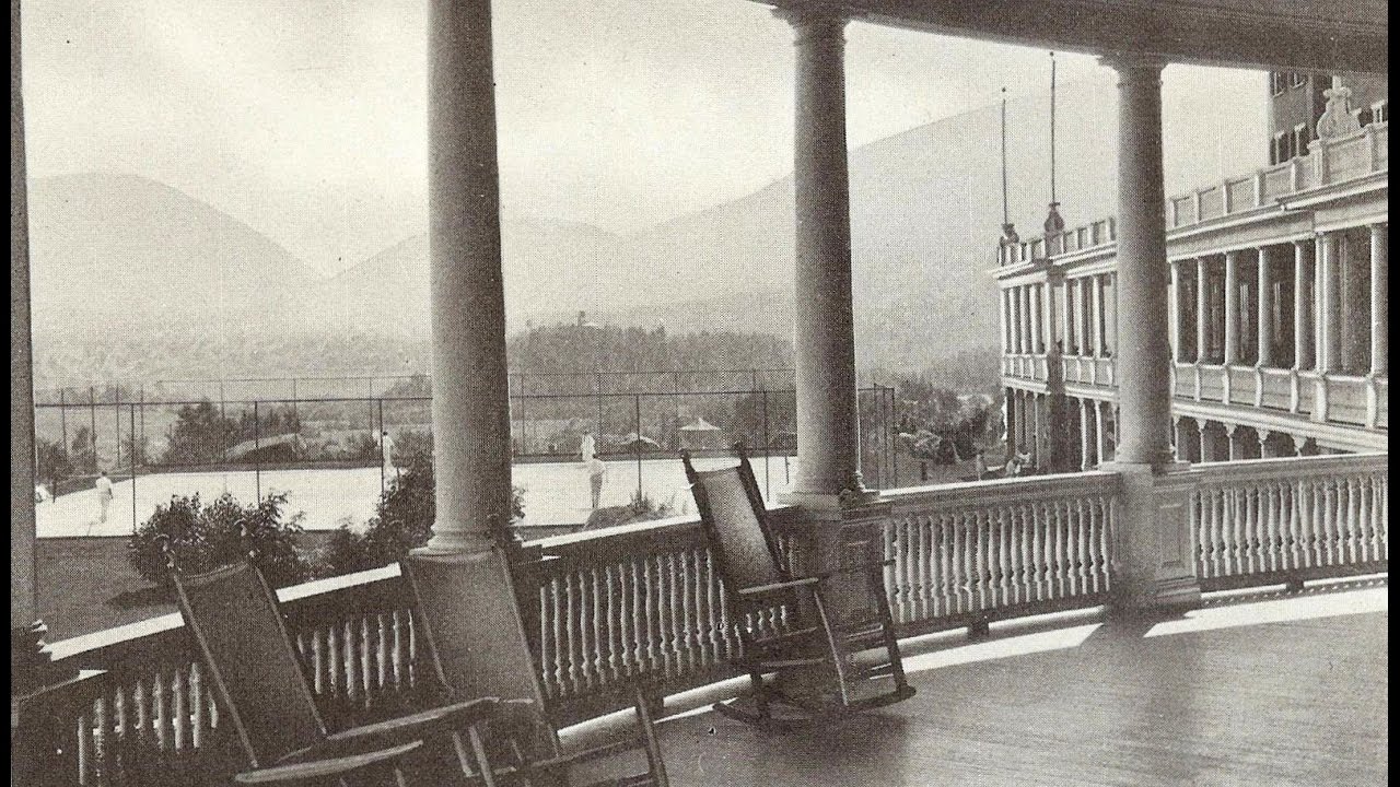 The Mount Washington Hotel and the Grand Hotels of the White Mountains