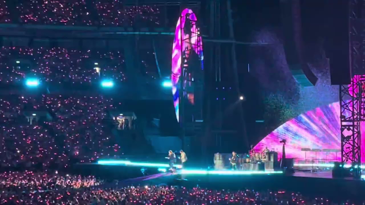 Coldplay - Higher Power (Wembley 1st night 2025)