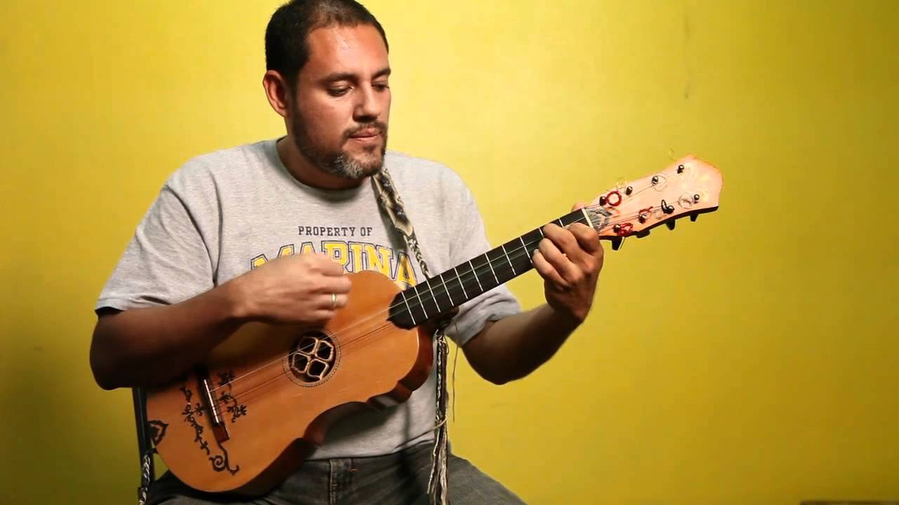 Clase De Jarana Con Andres Flores - 4 de 4