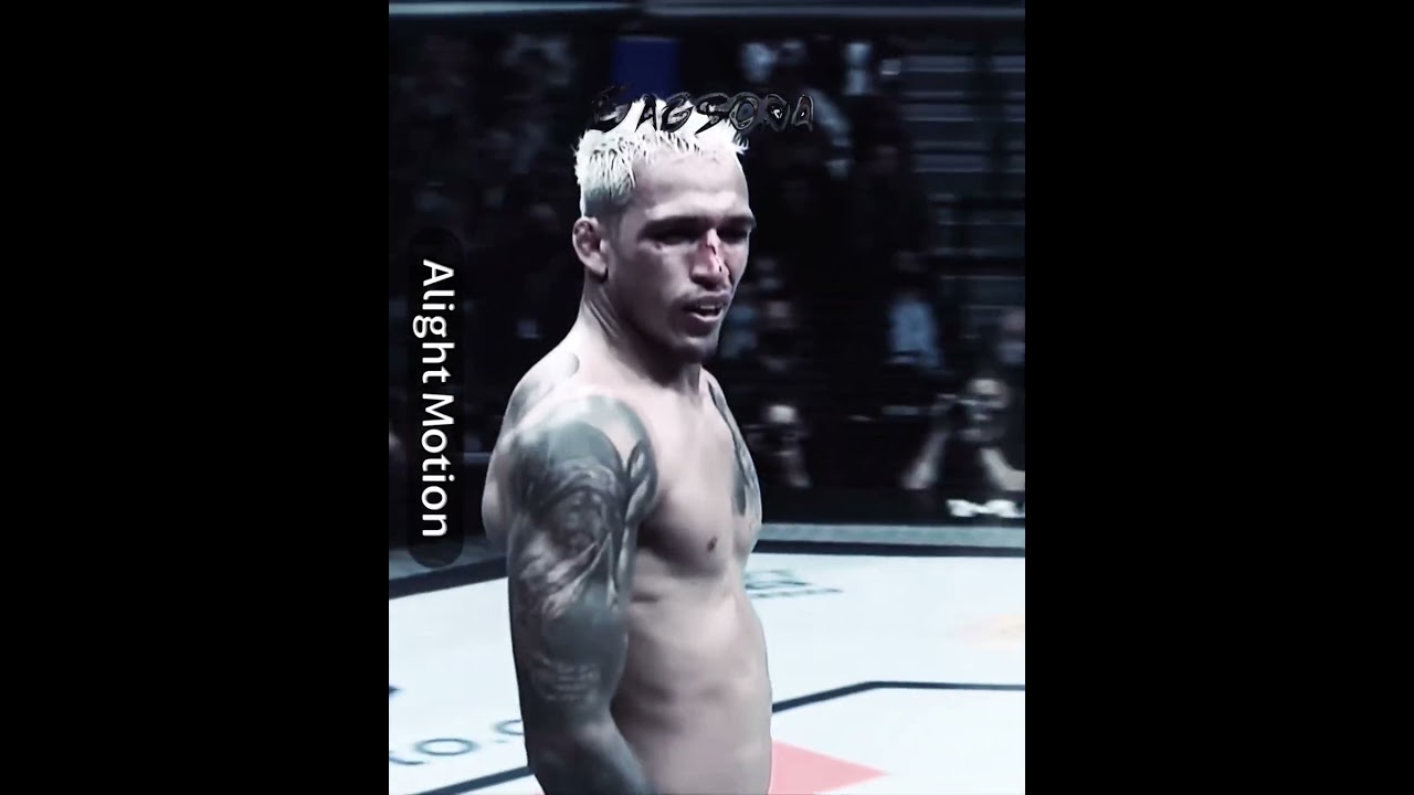 Charles Oliveira 