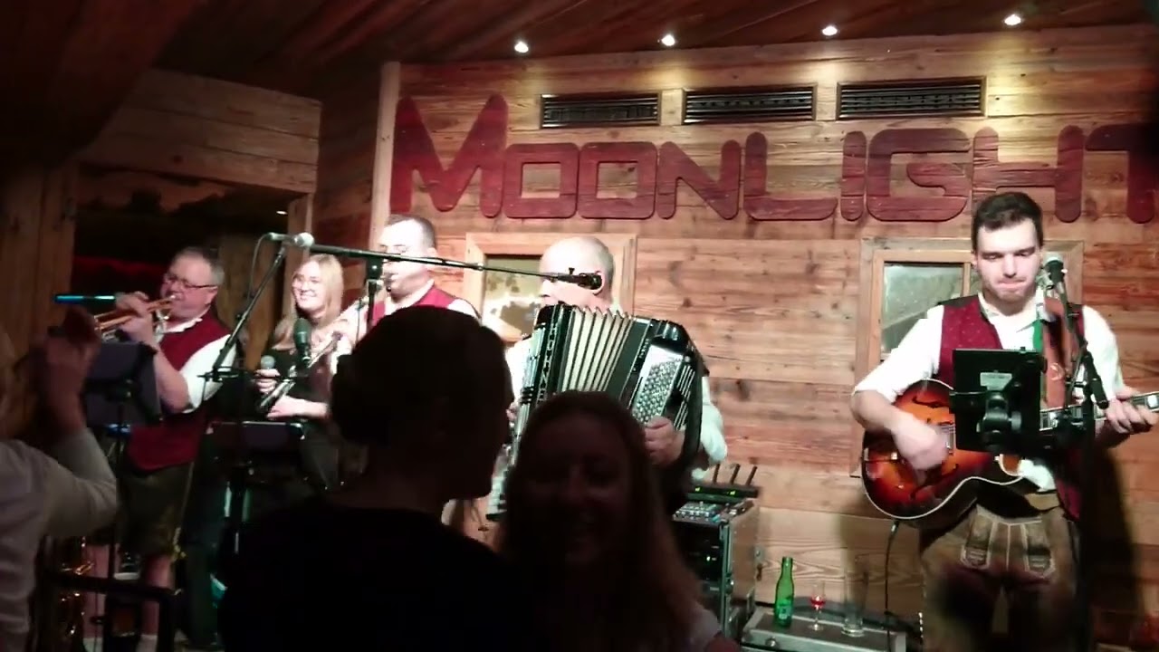 4 Tiroler Buam mit Leni Mayer Durch die Sonne durch den Regen