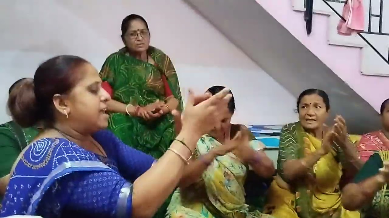 #satsang  કાનુડા નુ સુંદર ધોળ રામદેવ મહિલા સતસંગ મંડળ દ્વારા કાનુડા નુ સુંદર ભજન