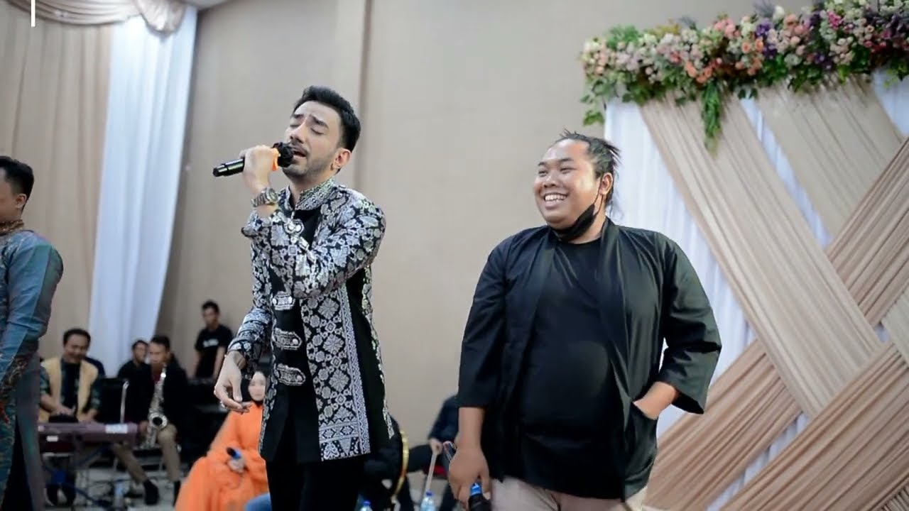 SEKUNTUM MAWAR MERAH  - REZA DA Feat  ADEL NURELIA MAKEUP  || CO2 BAND || WEDDING DEDE & ASEP