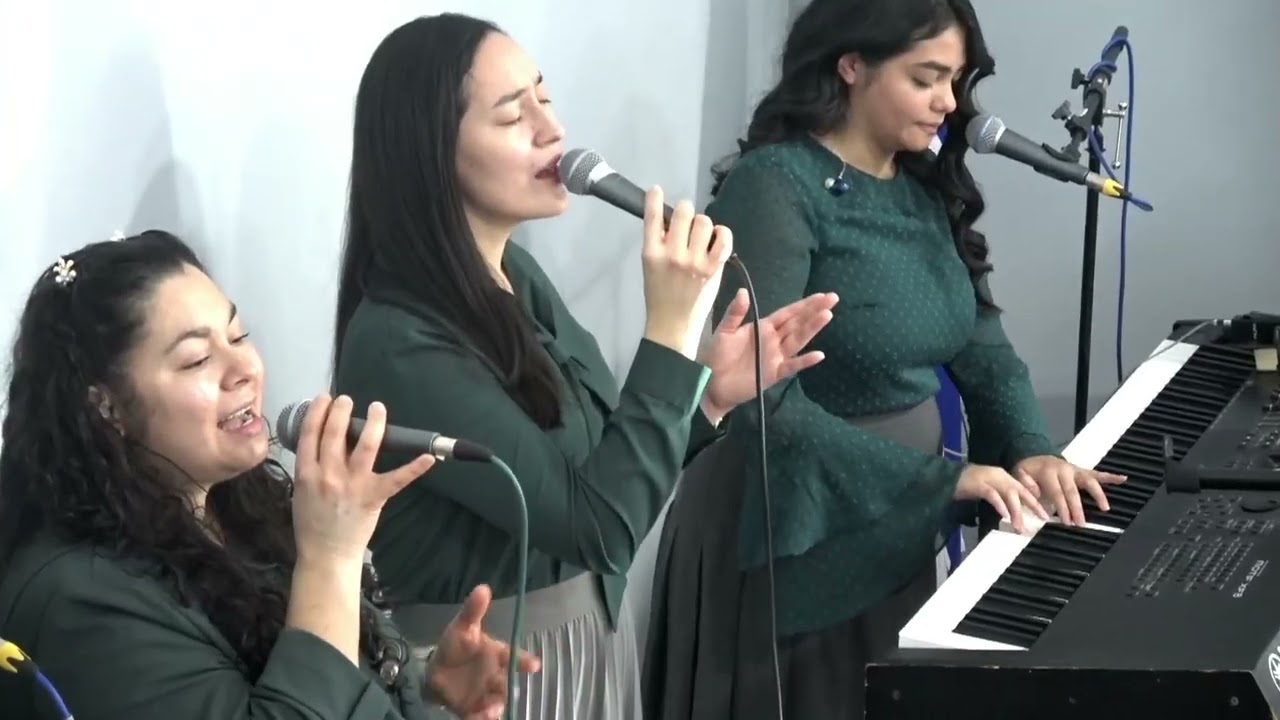 Alavanza Primer culto domingo 11 de enero Ministerio Remanente Fiel