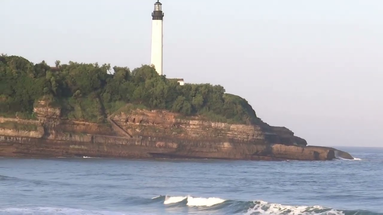 Ancien projet de centrale houlomotrice au phare de Biarritz