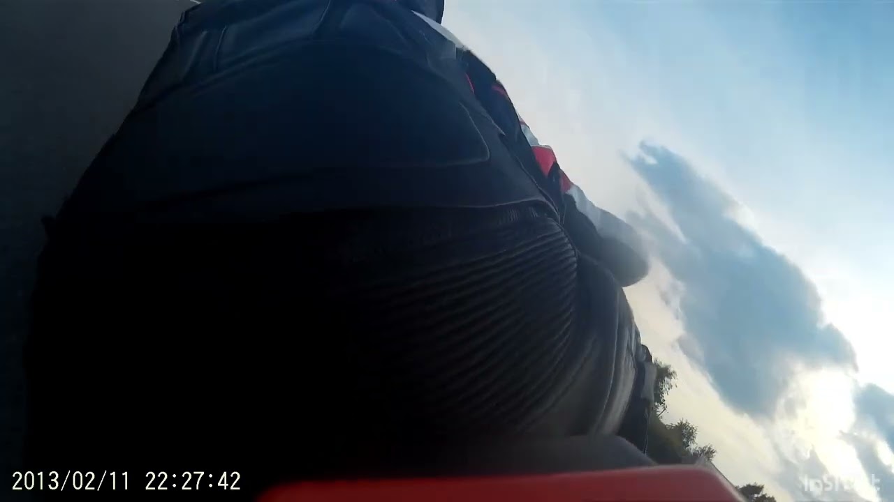 KTM RC 390 tor Ł&oacute;dź +/- 1:06+gleba