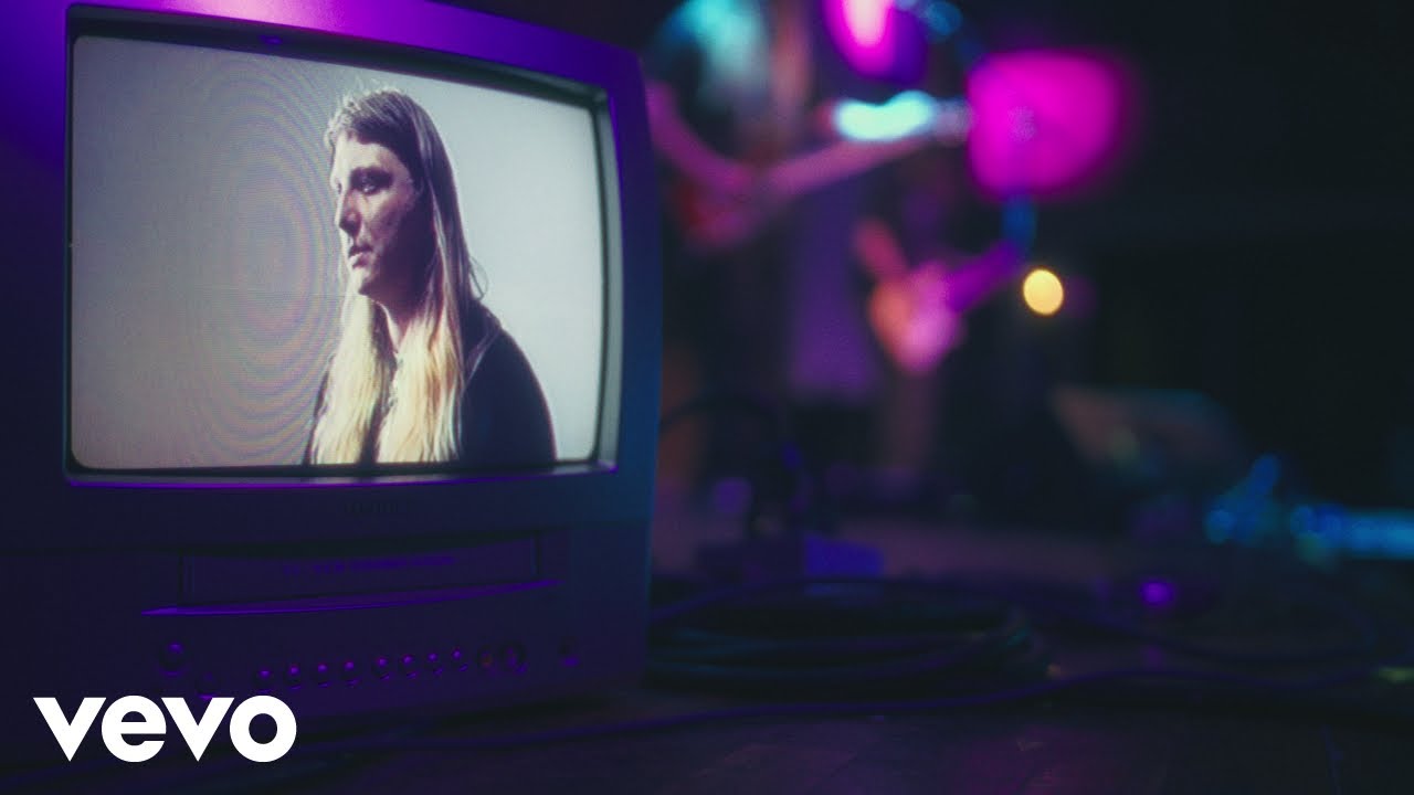 Dexter and The Moonrocks - Happy To Be Here (Official Music Video)