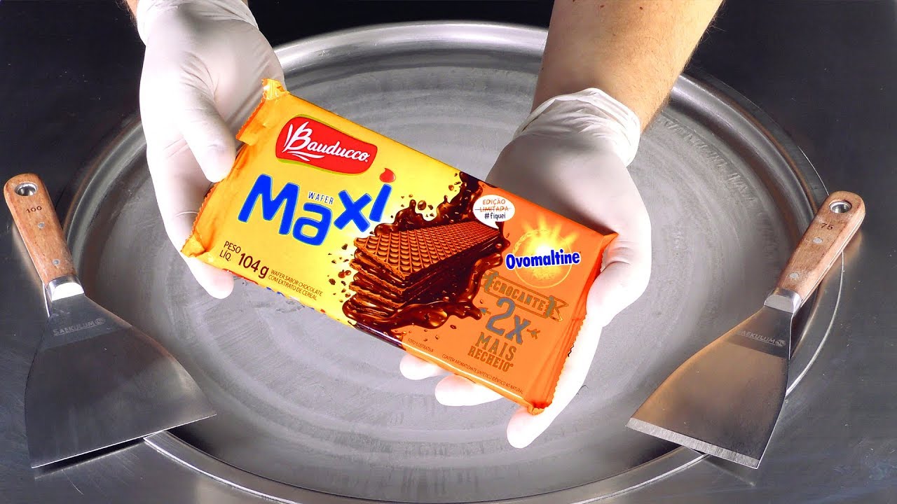 ASMR - Bauducco Maxi Wafer with Ovomaltine Ice Cream Rolls | oddly satisfying rough ASMR Tingles 4k