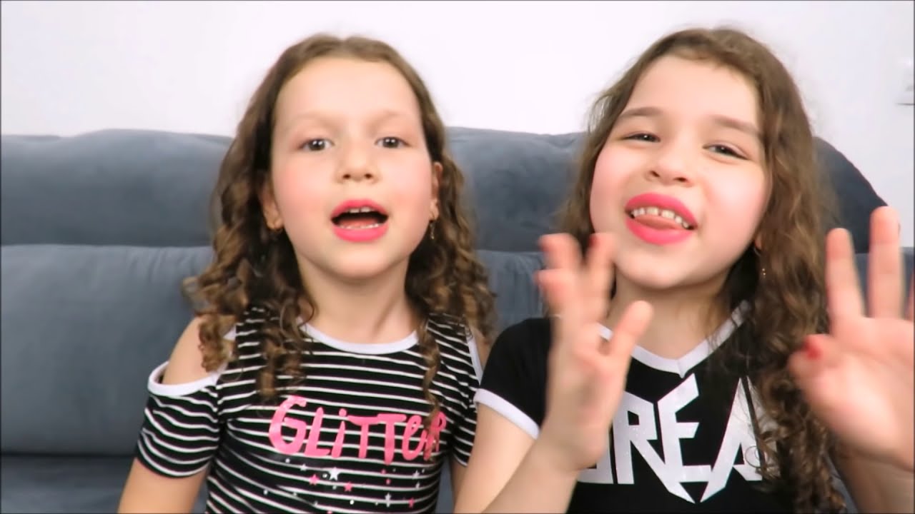 EM CASA VS NA CASA DOS OUTROS