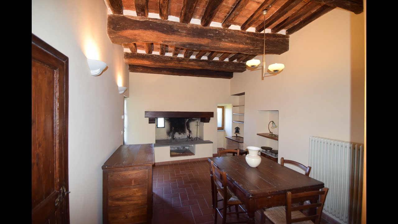 Casa in vendita a Monteleone d'Orvieto in centro storico luxury real estate