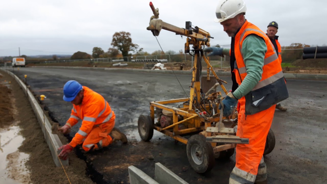 CIVIL ENGINEERING: Fast & safe kerb laying at Heath Farm, Norwich