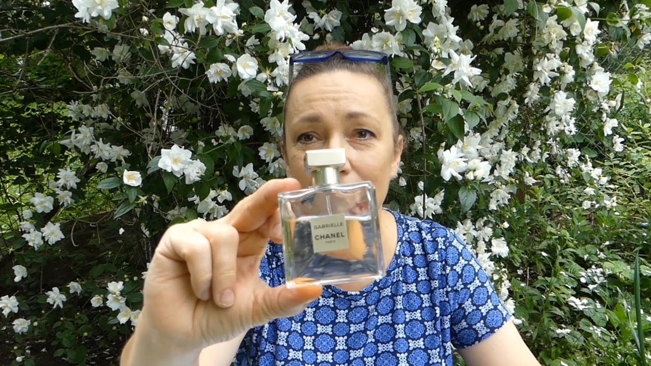 Perfumy jaśminowe współczesne i retro