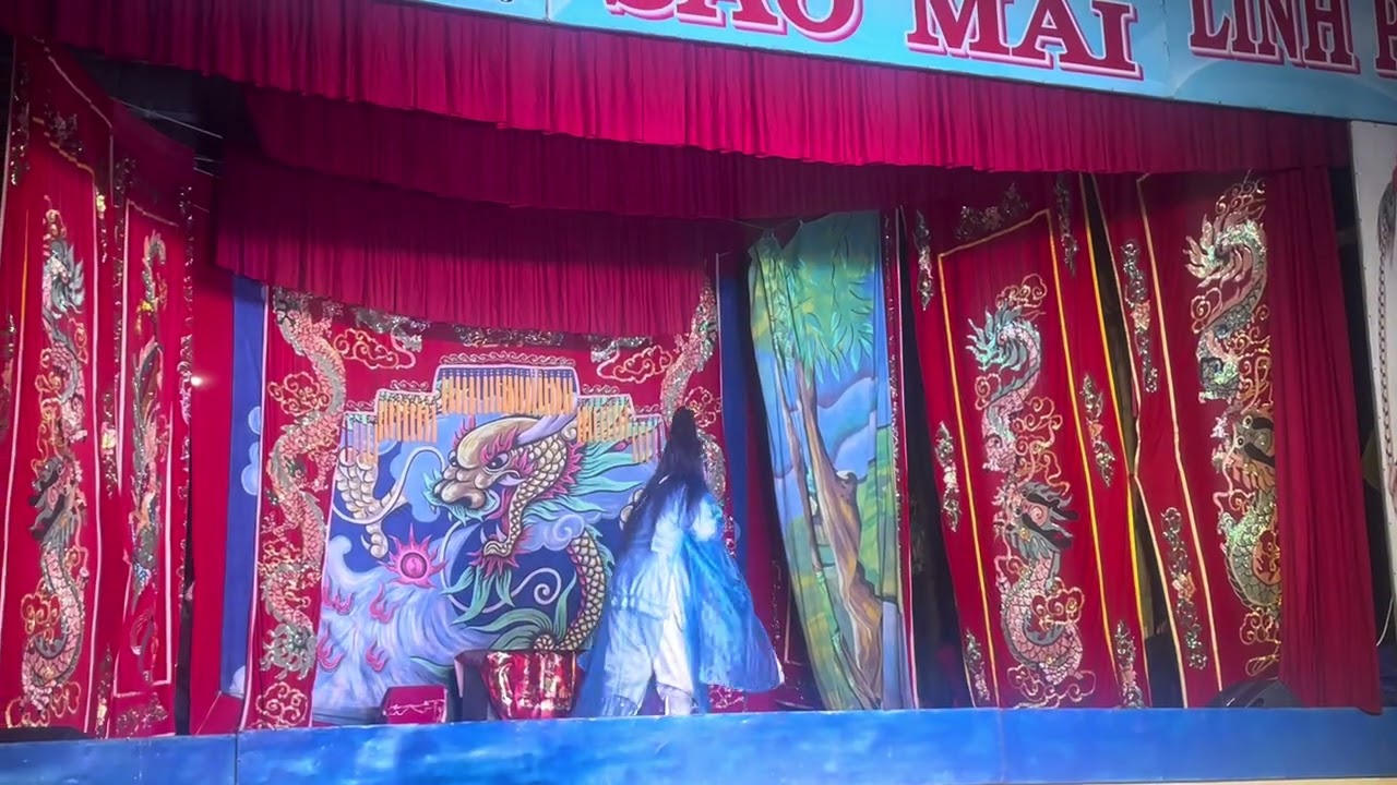 Đan Thanh vai Xích Đỏm