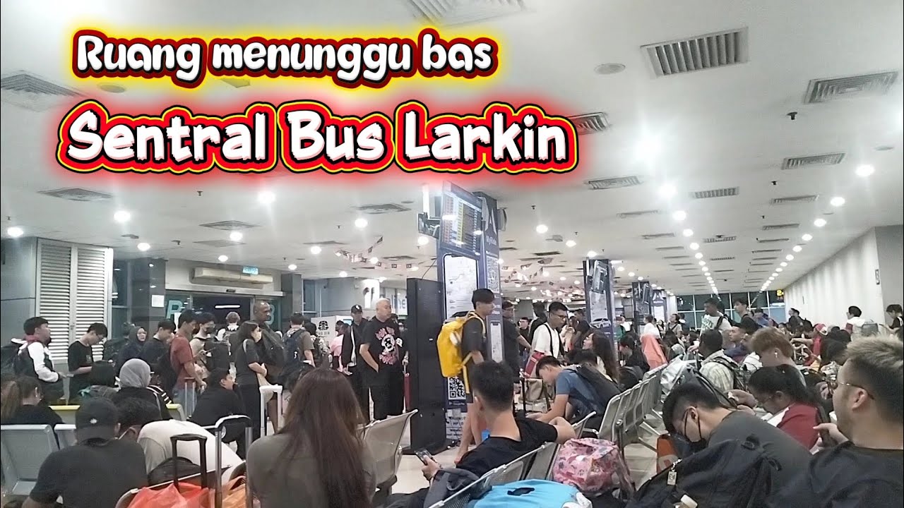 Traveling cuti CNY ramai sekali ‼️masing-masing menunggu bas 