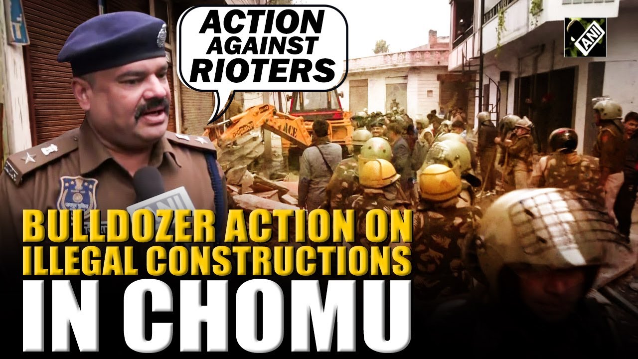 Bulldozer action by Chomu administration in Jaipur&rsquo;s Imam Chowk area, illegal structures demolished