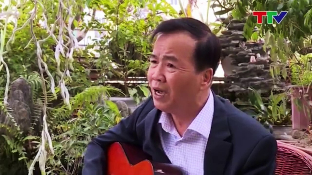 Hoa Giẻ - Thơ: Lê Bá Thự - Nhạc: NSND Nguyễn Tiến - Trình bày: NSND Nguyễn Tiến