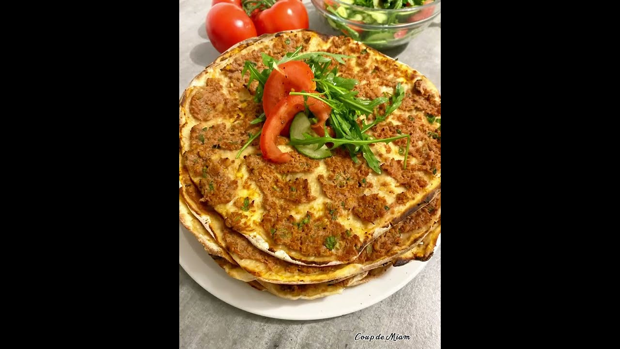 Lahmacun Turkish pizza / Pizza Turque / Лахмаджун турецкая пицца