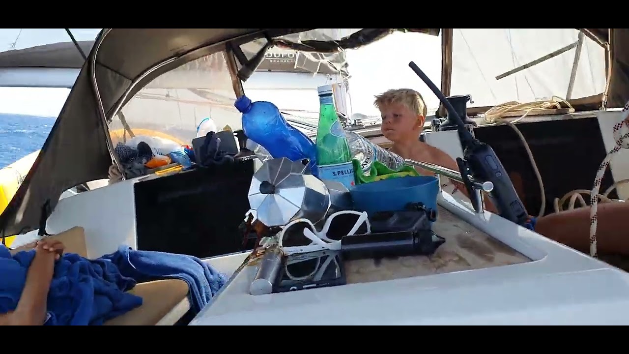 Греція, шторм, 30 knots