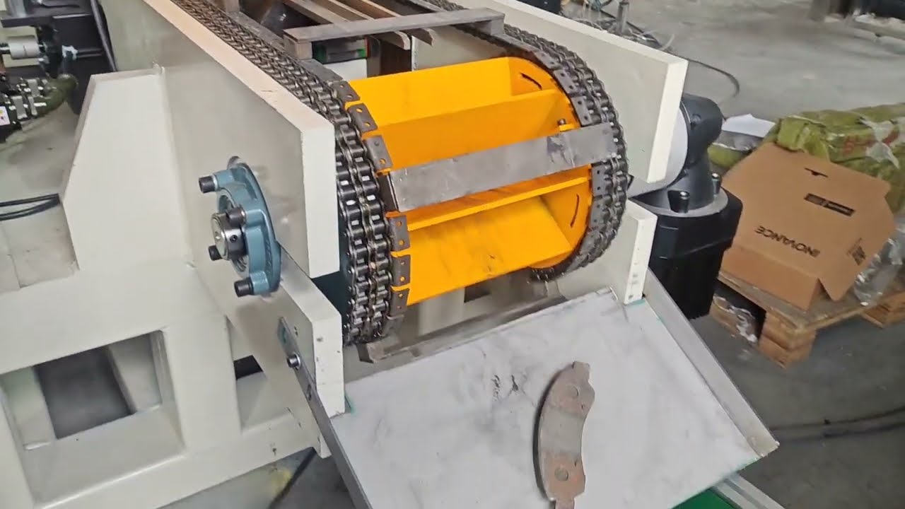 Brake Pads Automatic Grinding, Slotting, Chamfering Machine