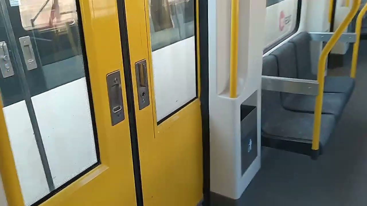 METROVALENCIA UT 3910 ABANDONADA EN VALÈNCIA SUD