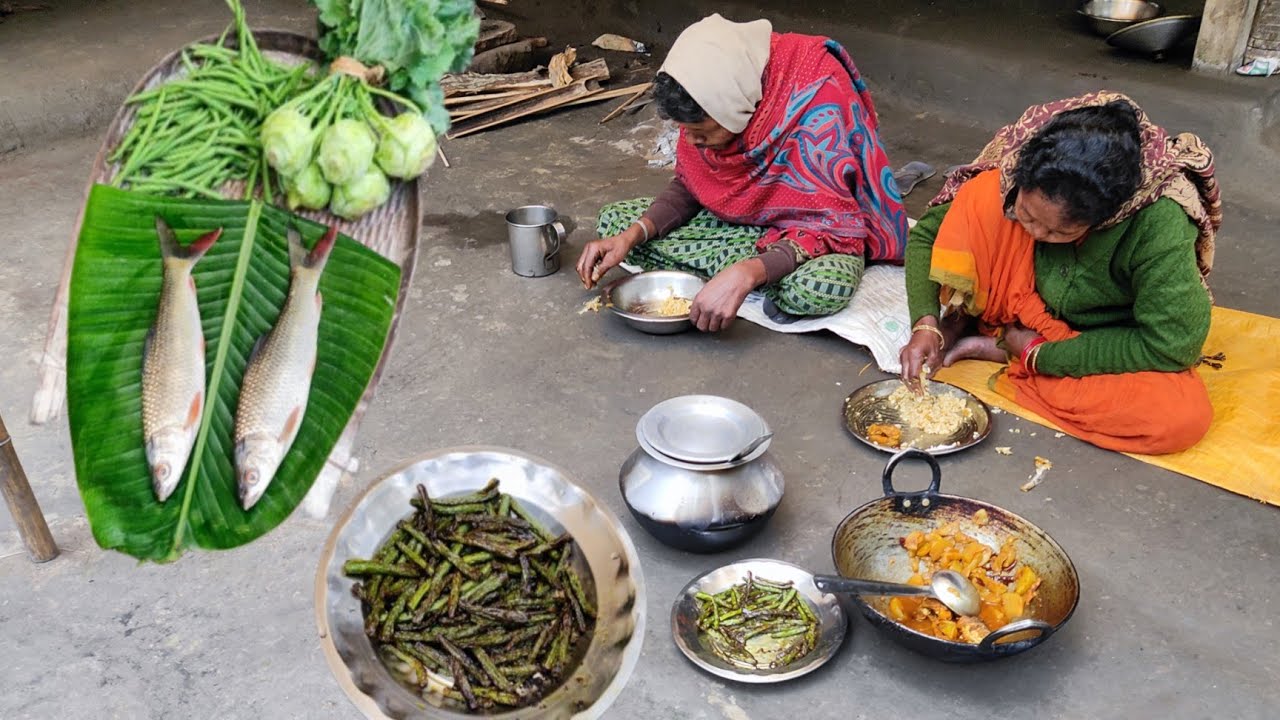 Mrigel fish cooking with vegetables by santali tribe couple | how to cook fish curry recipes