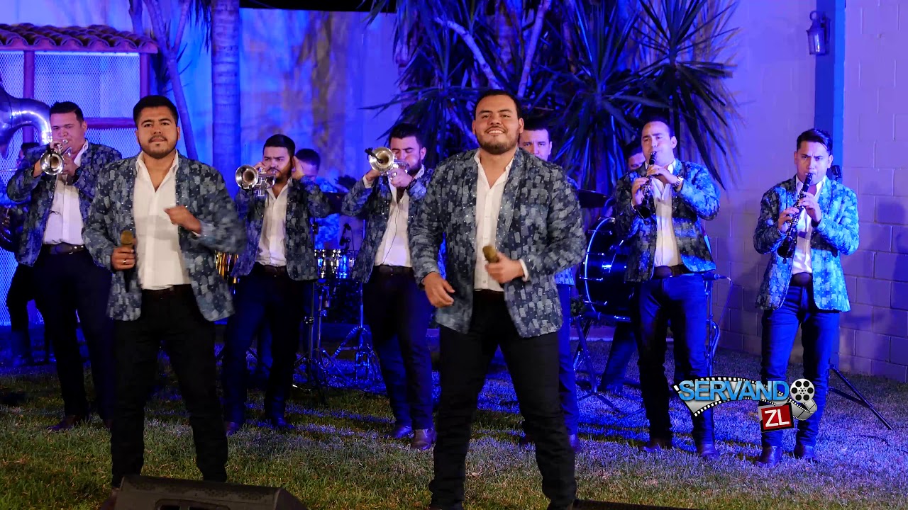 Banda Renovacion - Arrancame La Vida 