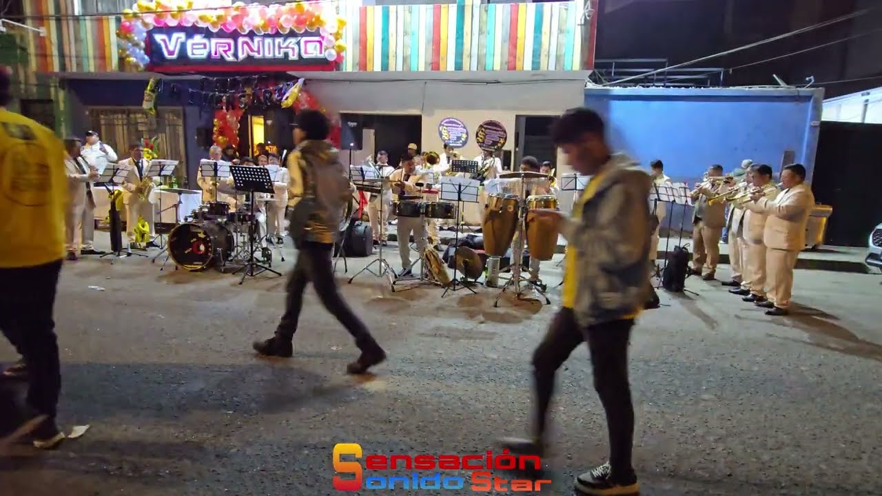 Prefiero Estar Lejos (Cumbia) - Banda Sensación Sonido Star