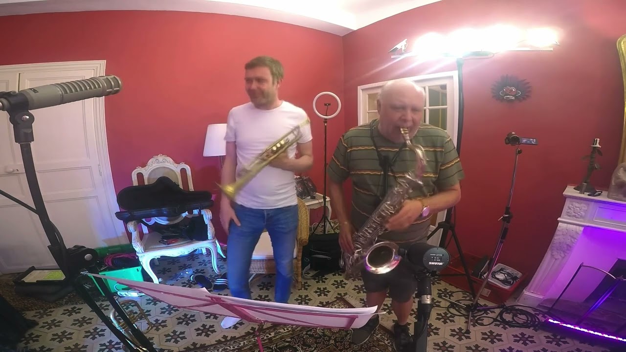 Blue Chili - Live Version | Tony Lakatos | Château Les Clos Album by Daniel Scholz