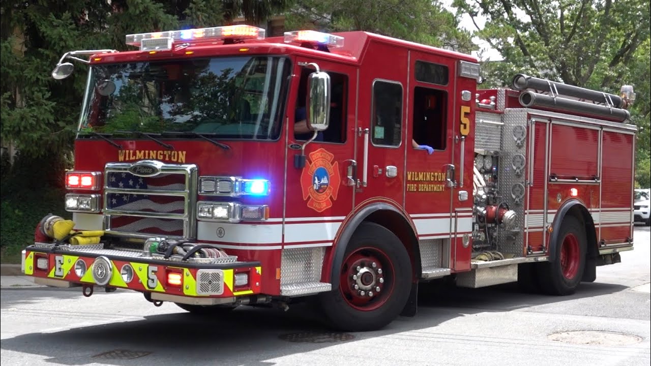 Wilmington Fire Department Engine 5 Responding 7/23/24