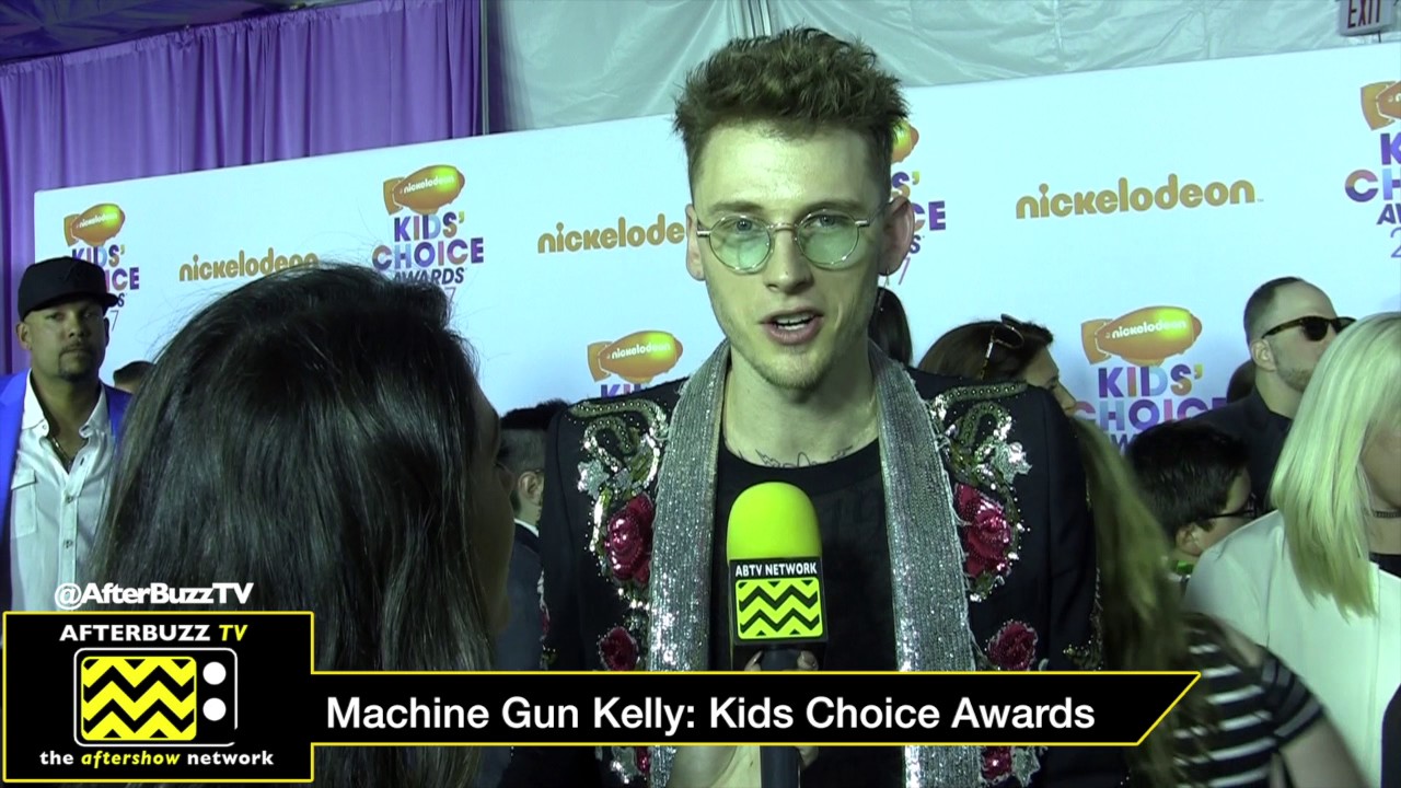 Machine Gun Kelly: Kids Choice Awards 2017