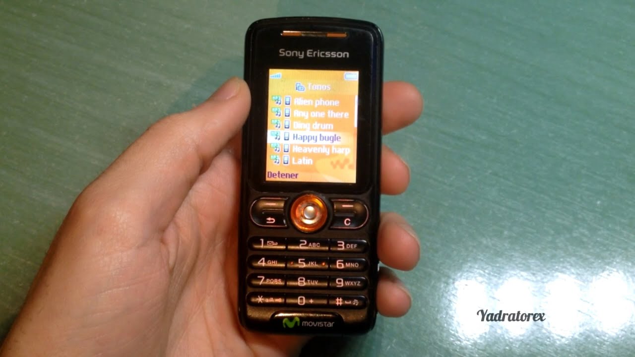 Sony Ericsson W200 retro review (old ringtones, themes, tetris game...)