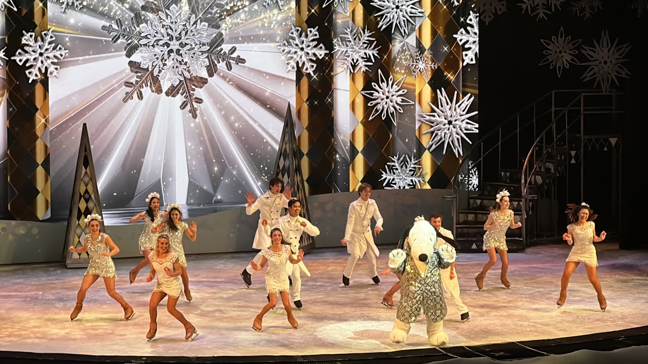 Snoopy’s Night Before Christmas Ice Show 2022 | Knott’s Berry Farm
