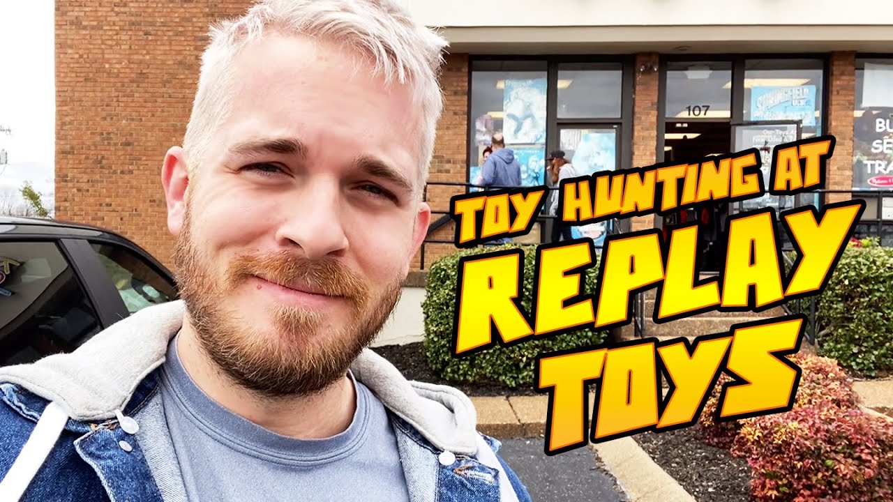 TOY HUNTING at REPLAY TOYS! Hot Toys, Star Wars, Marvel, OH MY!