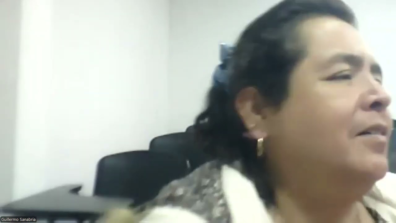 video1106013247