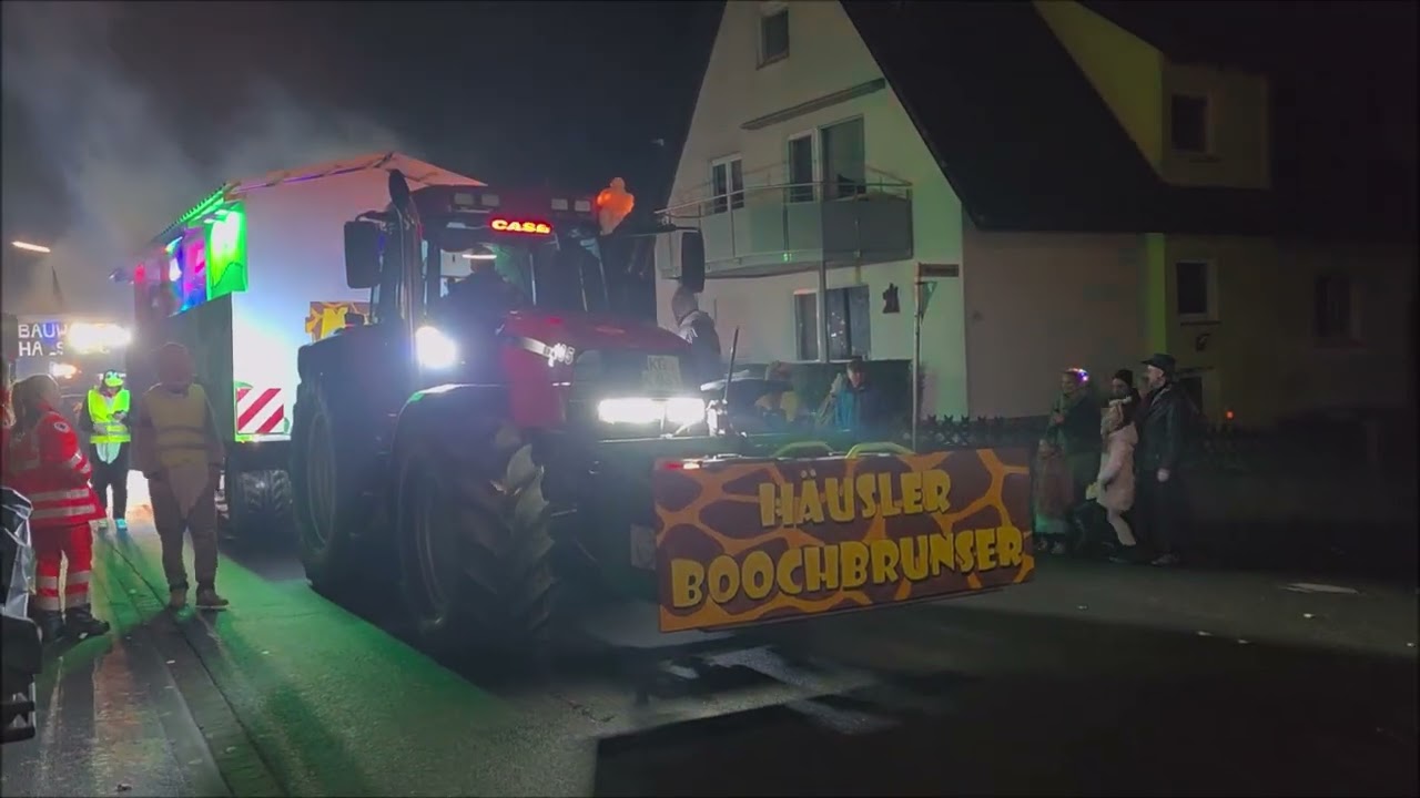 Gaudiwurm bei Nacht   Faschingsumzug Mühlhausen 2026