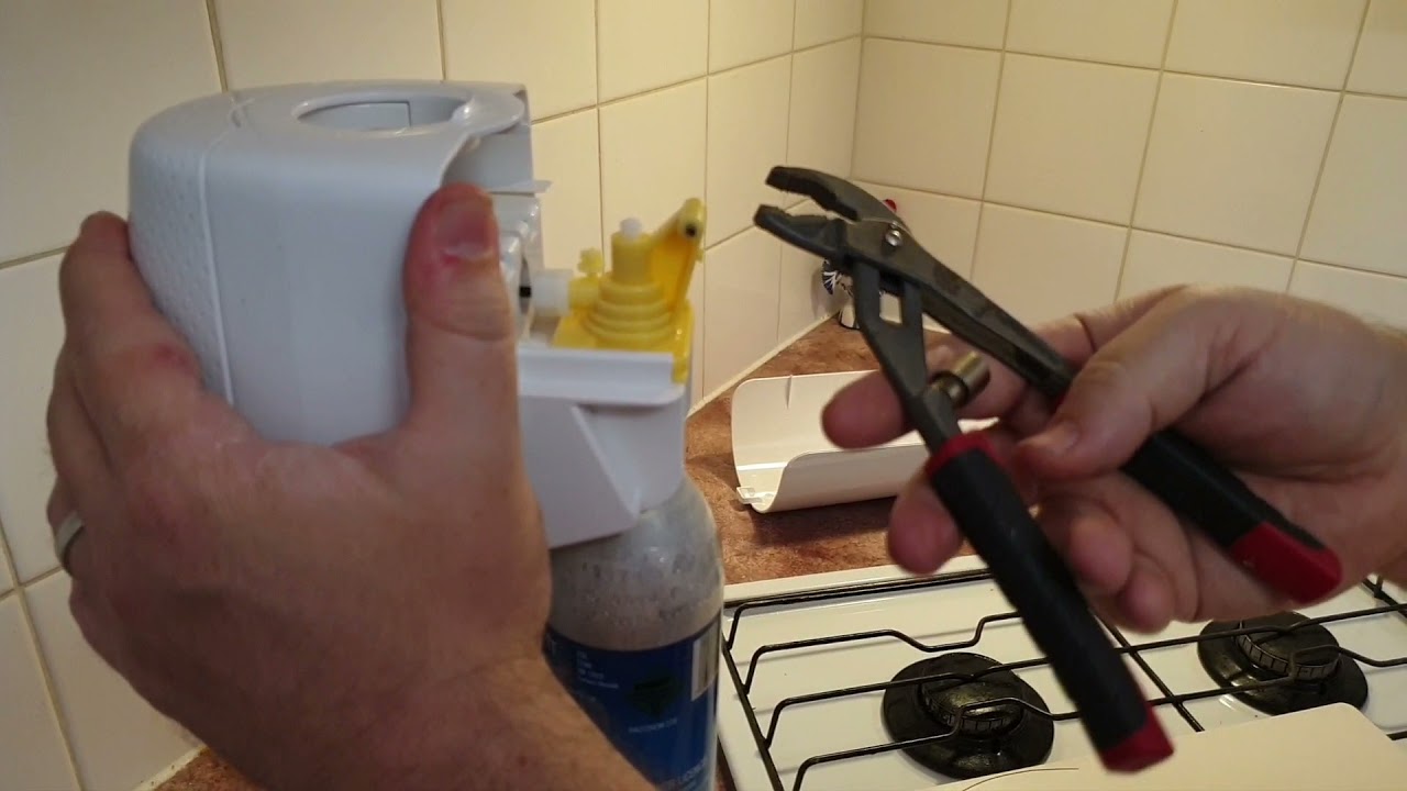 Fixing Sodastream Spirit broken button
