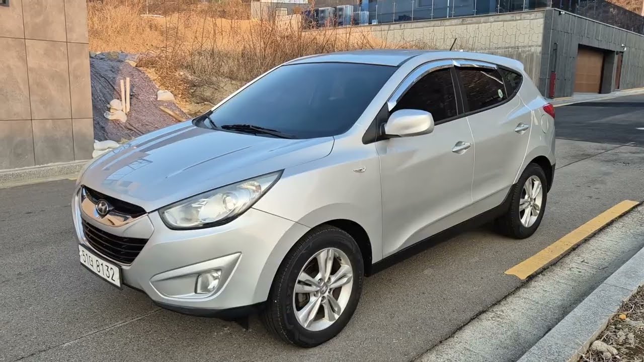 2011 Tucson ix