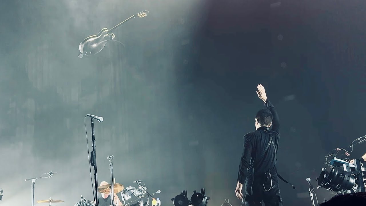 Nine Inch Nails: Head Like A Hole [Live 4K] (Toronto, Canada - August 23, 2025)