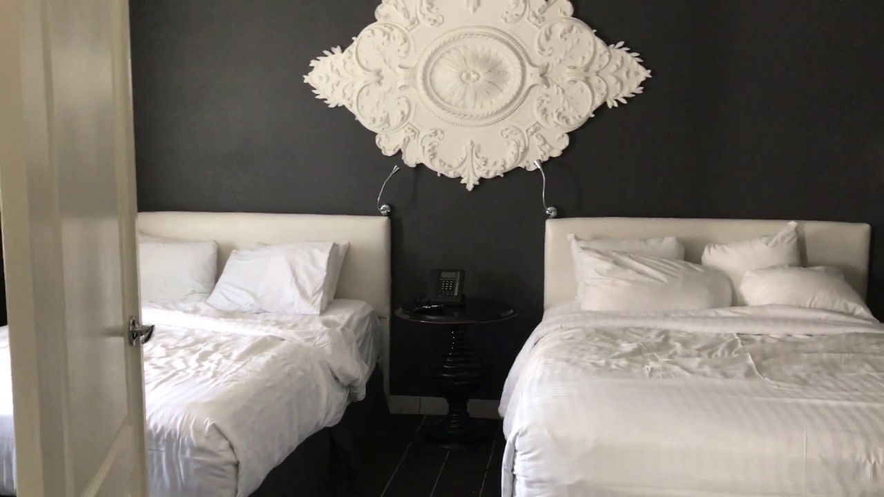 December Vlog Day 3 20 minutes off the Strip 2 Beds Queen Suite Room Tour