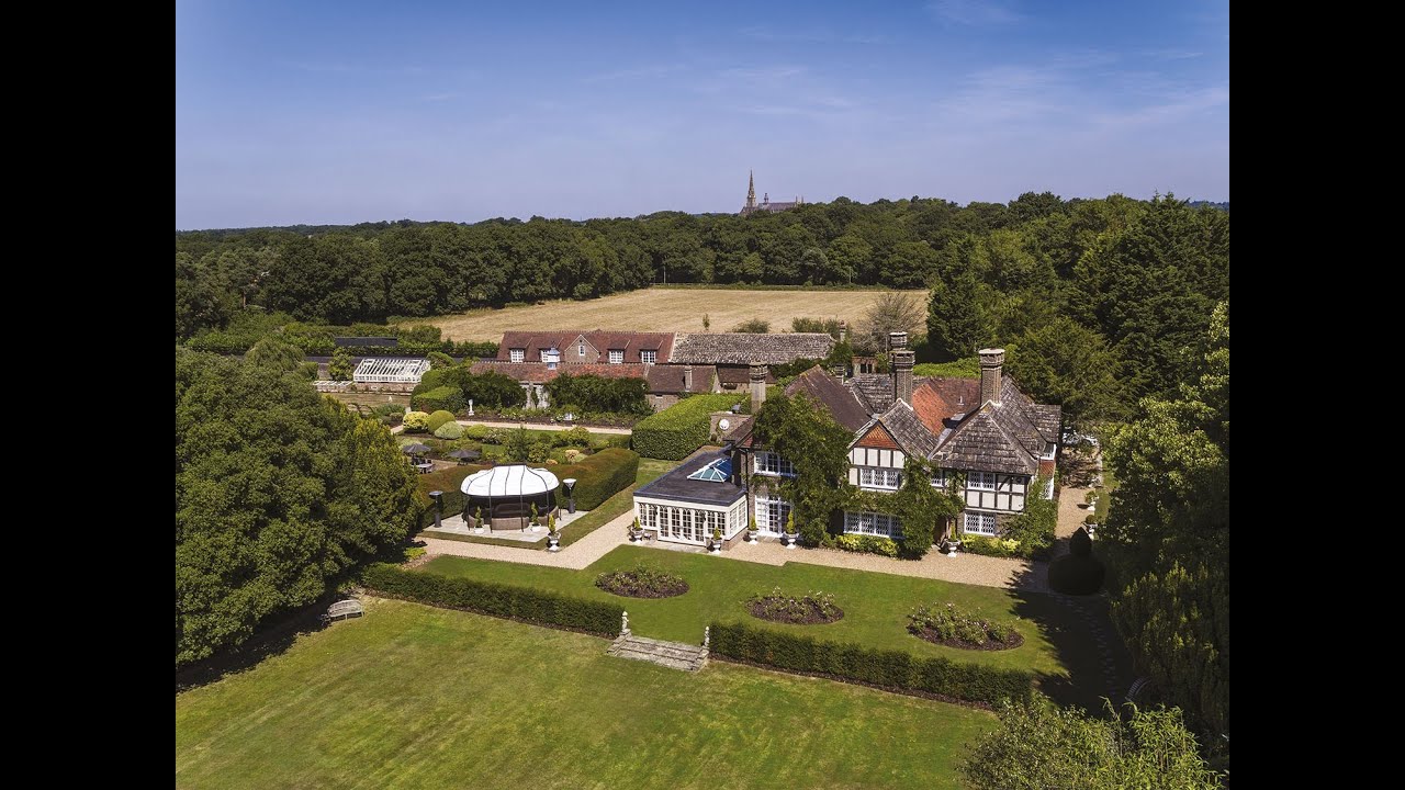 Outstanding Manor House