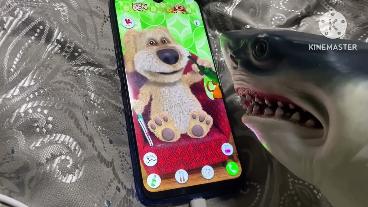 shark puppet plays: talking Ben!