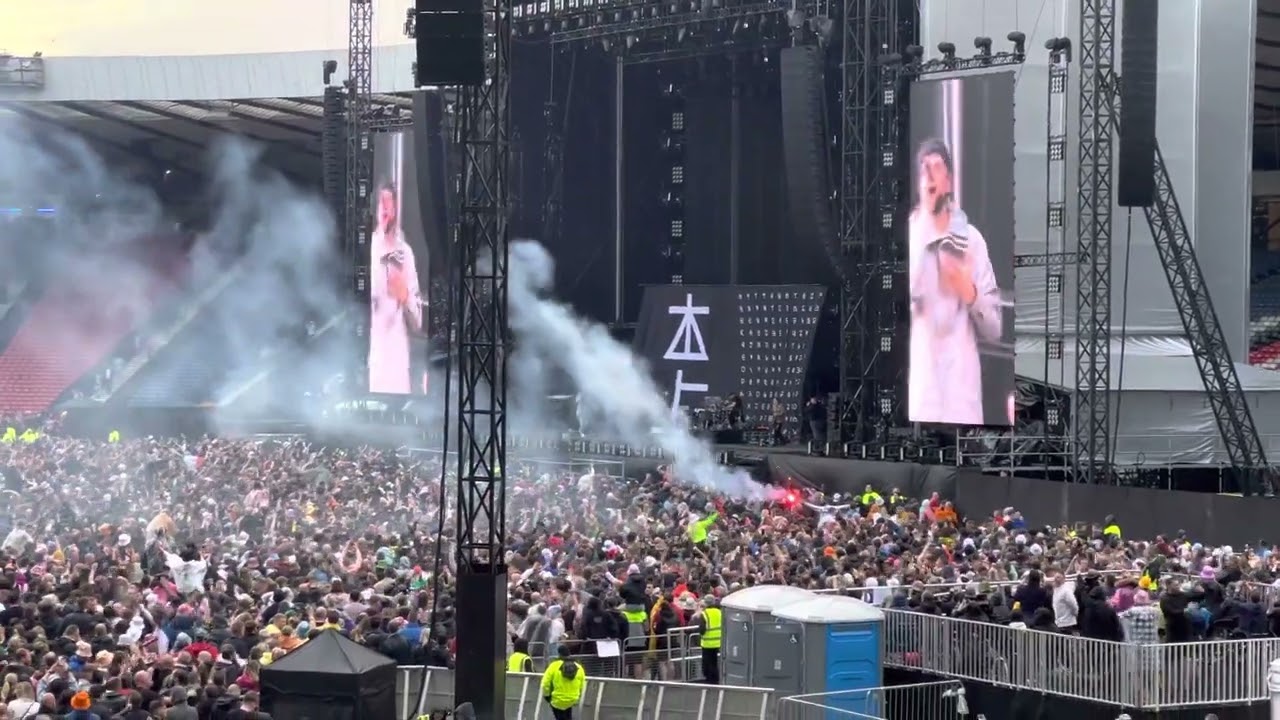 Kasabian - Fire live at Hampden stadium Glasgow 26/06/2022